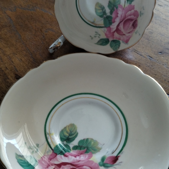 Vintage Paragon Double Warrant Pink Cabbage Rose Teacup And Saucer - Picture 2 of 15